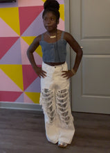 Load image into Gallery viewer, White distressed linen Pants 5-13
